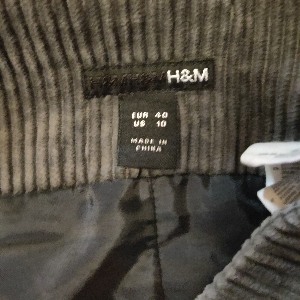 2 H&M knee length corduroy skirts